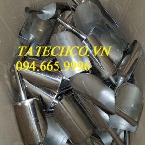 Muôi xúc mẫu thí nghiệm